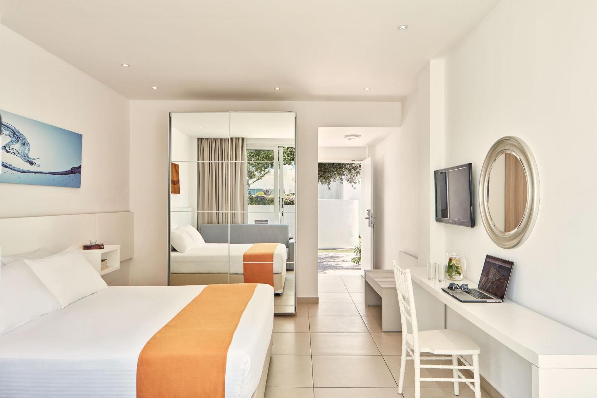 Atlantica Sancta Napa Hotel Айя-Напа Экстерьер фото